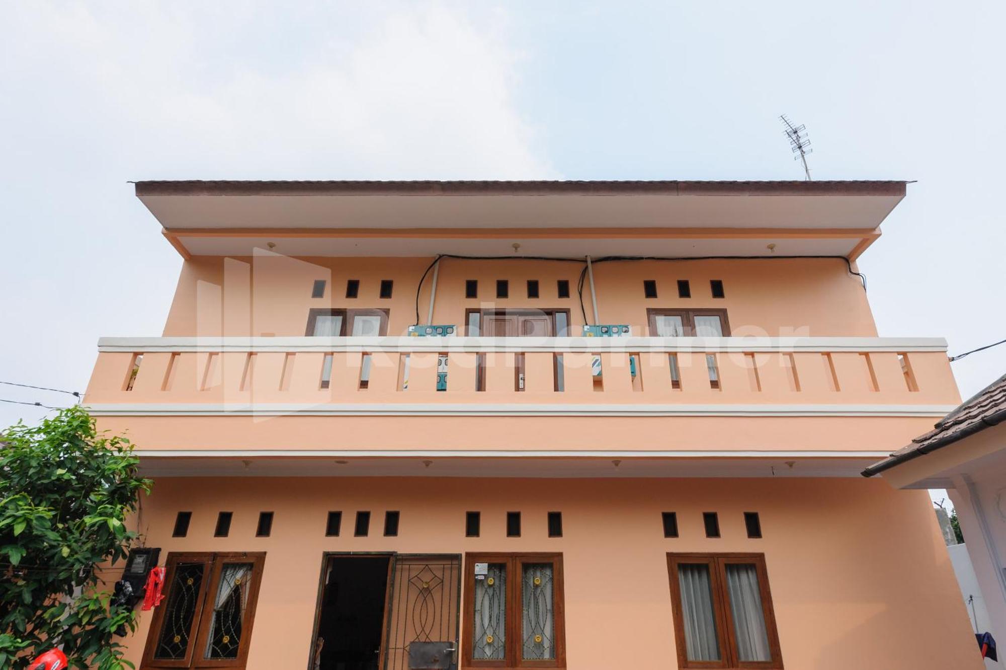 Pondok Cimanggu Syariah Mitra Reddoorz Bogor Extérieur photo