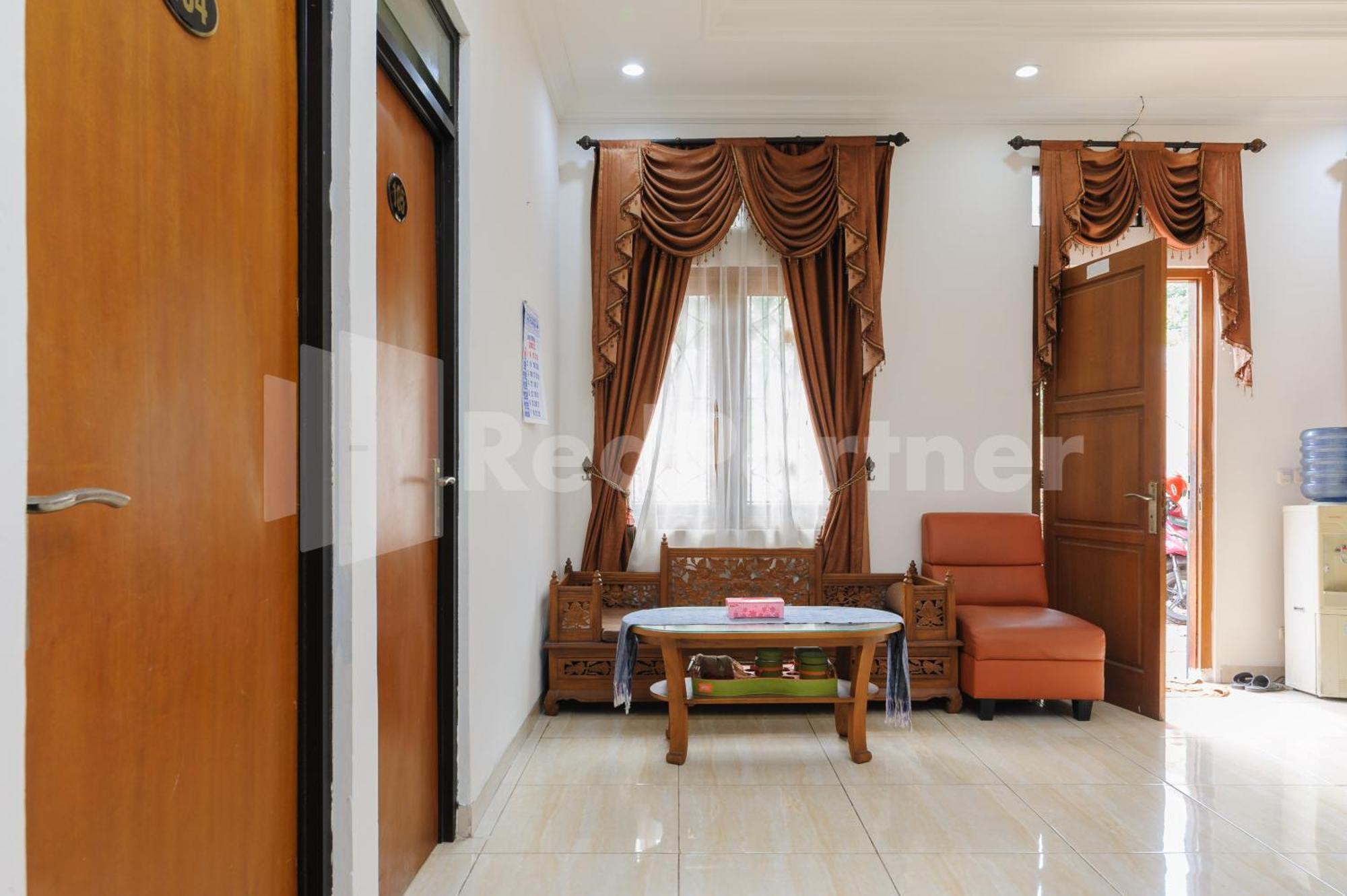Pondok Cimanggu Syariah Mitra Reddoorz Bogor Extérieur photo